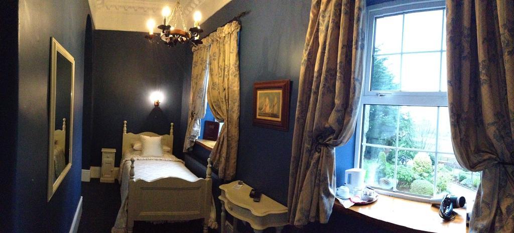Highfield House Guesthouse 트림 외부 사진
